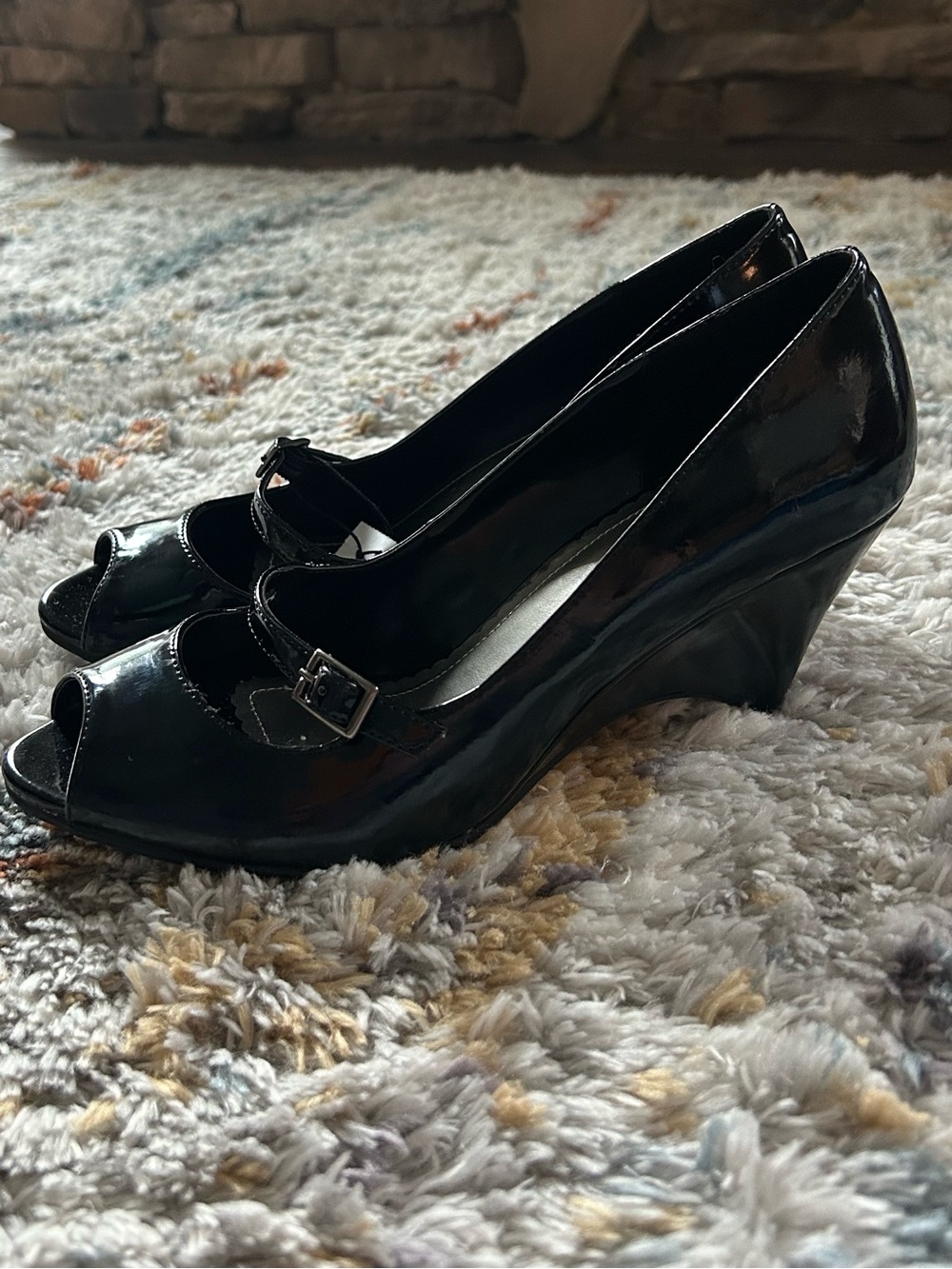 Cute black pumps